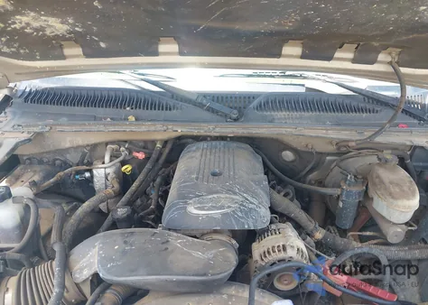 2004 GMC Sierra 1500 Sle z USA, uszkodzony, nr VIN 2GTEC19V641156796